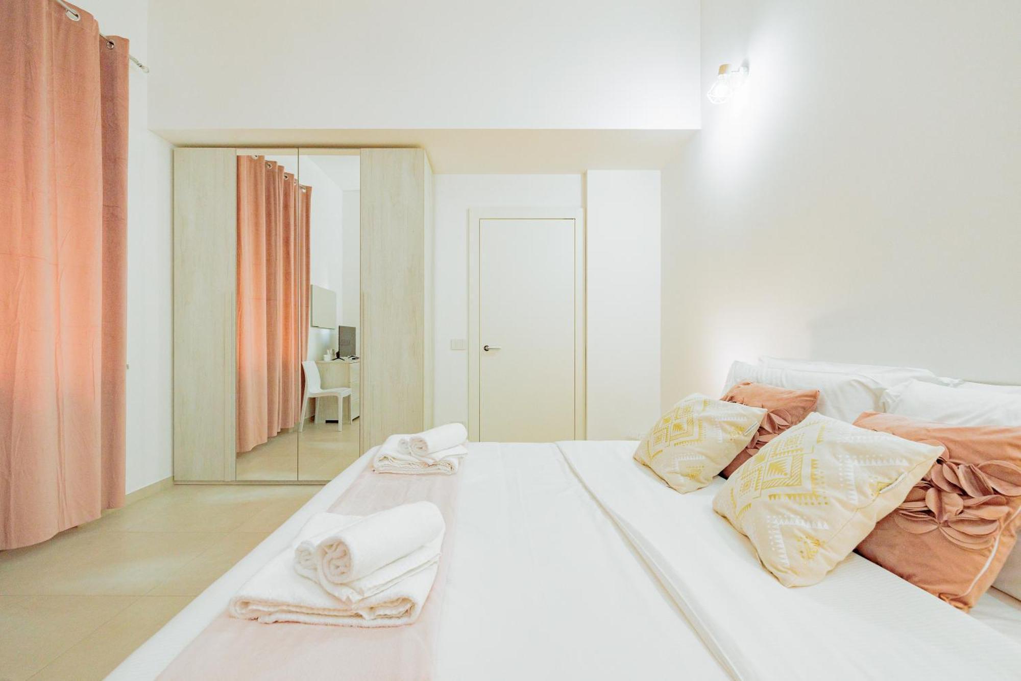 La Casa Di Alessia Nel Centro Di Como - Alessiatravelling Buitenkant foto
